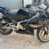 Aprilia rs 125 2011