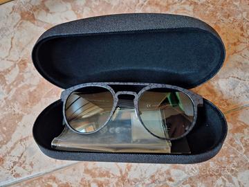 Occhiali da sole Italia Independent