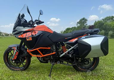 KTM 1050 Adventure - ABS - Valigie - Barre - Sella