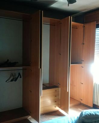 Armadio in legno