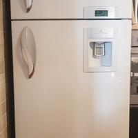 frigo largo 85 cm alto 172 cm