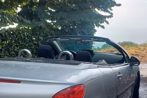 peugeot 207cc 
