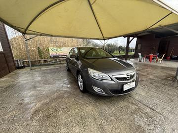 OPEL ASTRA 4 SERIE 1.4 BENZINA COSMO