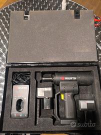 Rivettatrice a batteria WURTH