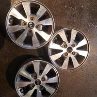 3 cerchi in lega R14 kia picanto anno 2015