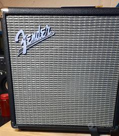 Amplificatore Fender Rumble15
