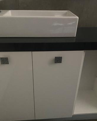 Mobiletti bagno e lavandini