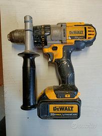 Avvitatore con percussione DeWalt