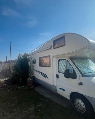 Camper mansardato MCLuis