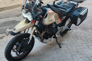 MOTO GUZZI V85 TT TRAVEL