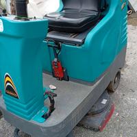 Lavasciuga uomo a bordo