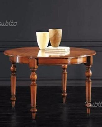 Tavolo rotondo in arte povera