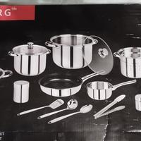 Set di pentole in acciaio inossidabile da 18 pezzi