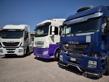 NOLEGGIO DI TRATTORI STRADALI STANDARD O CON PRESA