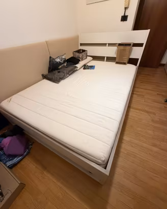 Letto piazza e mezza completa di materasso