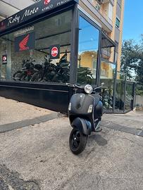 Piaggio Vespa 125 GTS SPORT
