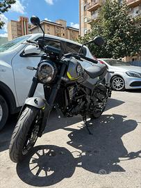 Leoncino 250 benelli
