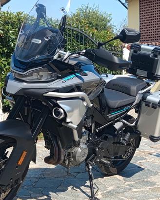 CF moto 800MT Sport
