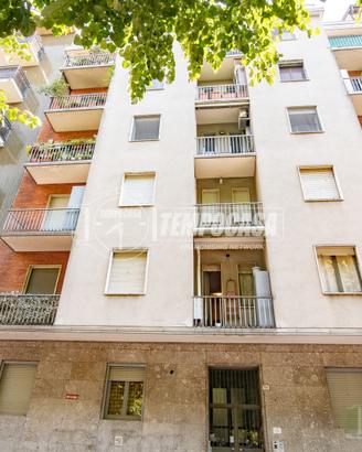 -MONOLOCALE CON BALCONE IN PIENO CENTRO STORICO-