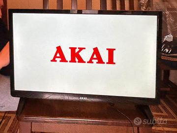 Televisore akai e fornetto kennex