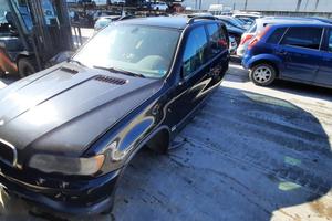 BMW X5 2005 - RICAMBI
