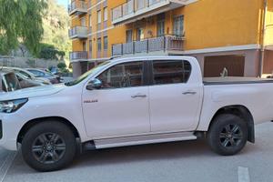 Toyota Hilux Hilux 2.4 d-4d double cab Executive 4