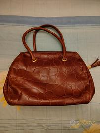 borsa donna 30 x 20 cm buone condizioni e qualità 