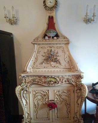 Trumeau con Lampadario ed Appliques in Capodimonte