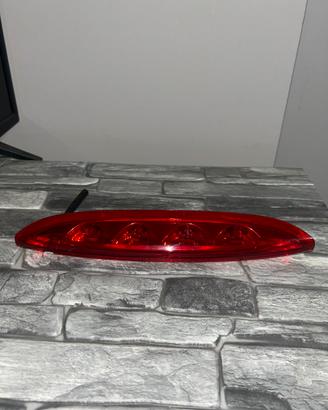 Terzo stop peugeot 208 ORIGINALE