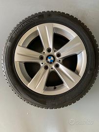 Cerchi in lega con gomma