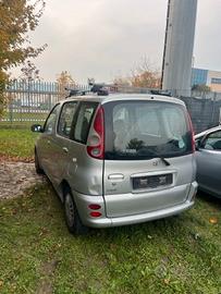 Ricambi Toyota Yaris Verso 1.3 VVT-i Aut.anno 2002