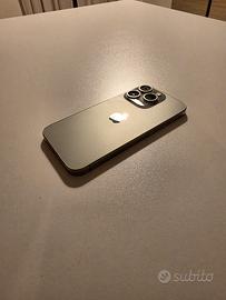 iPhone 15 Pro 256 GB Titanio Naturale
