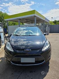 Ford Fiesta 1.4 TDCi 68CV 5pTitanium- Neopatentati