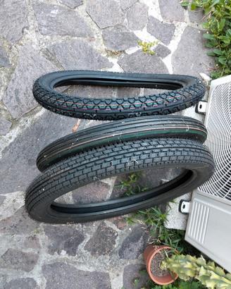 Pneumatici per moto leggere. NUOVI.