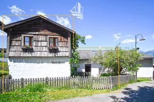 Ampia casa con tre unità abitative in zona panora