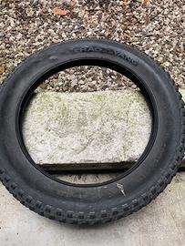 Copertone da 20 pollici