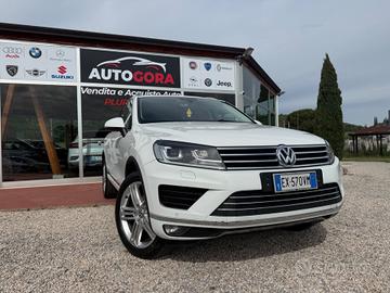 Volkswagen Touareg 3.0 TDI 262 CV tip. BMT Terrain