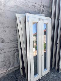 4 porte finestre e 3 finestre in alluminio