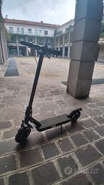 monopattini eletrico 