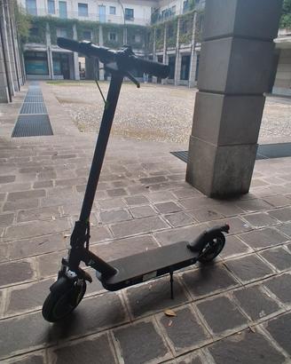 monopattini eletrico 
