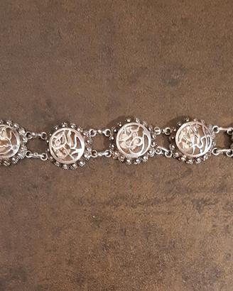 Antico bracciale egiziano