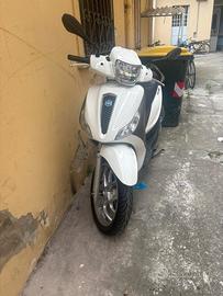 piaggio medley 125