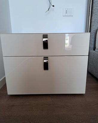 Comodino di design Flou
