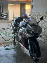 Yamaha R6