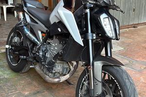 KTM 790L