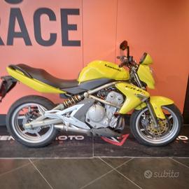 Kawasaki ER 6N (2006)