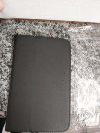 Custodia a libro per tablet da 7 pollici nera.