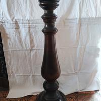 Piedistallo in legno