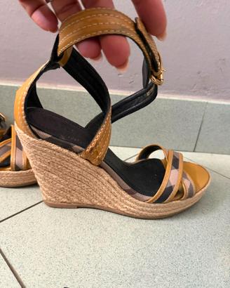 Zeppe BURBERRY usate due volte 37