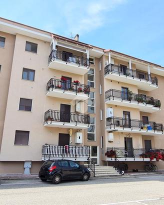 MONOLOCALE A GROTTAMMARE